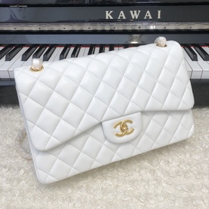 Chanel Handbags 1073